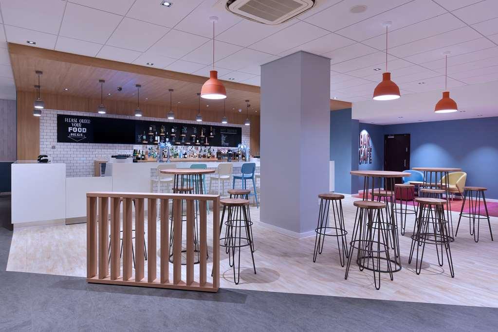 Mercure London Gatwick Airport Horley Restoran foto