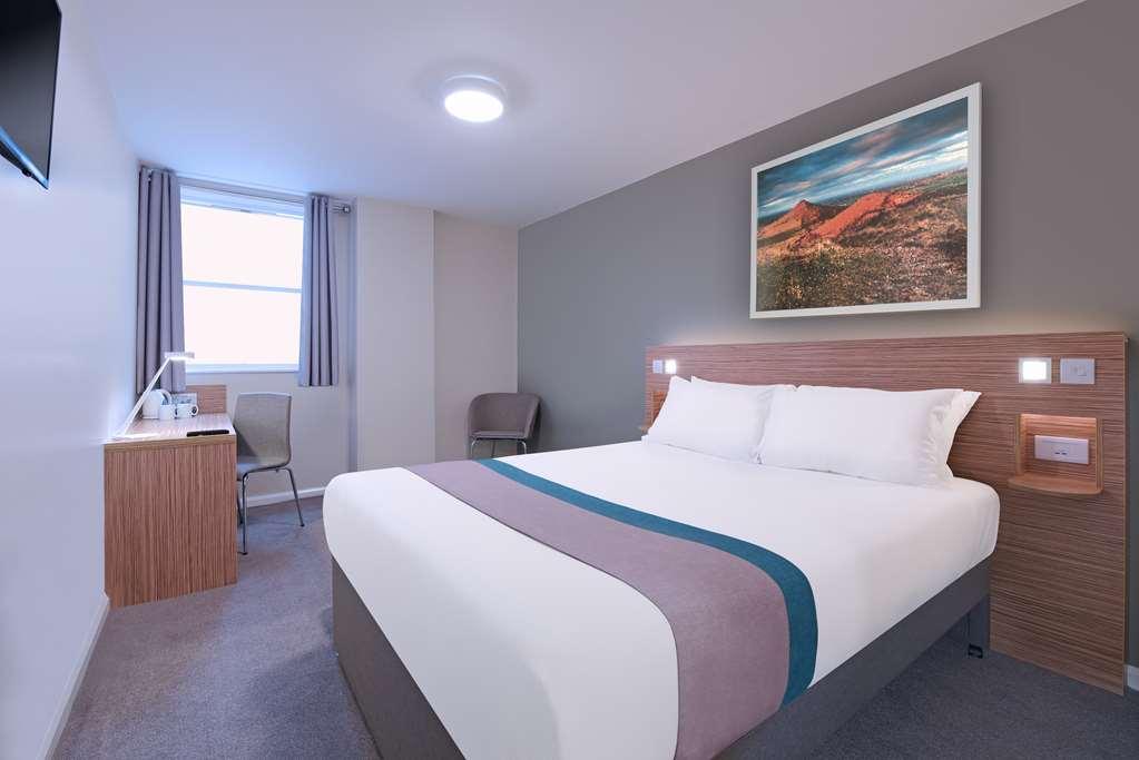 Mercure London Gatwick Airport Horley Ruang foto