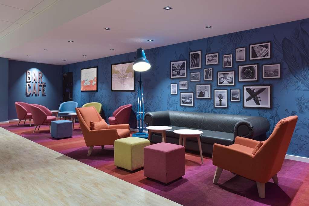 Mercure London Gatwick Airport Horley Restoran foto