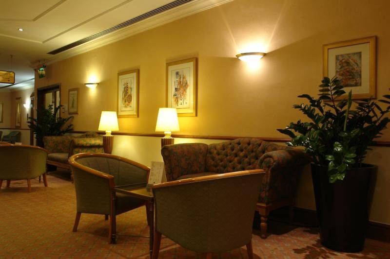 Mercure London Gatwick Airport Horley Interior foto