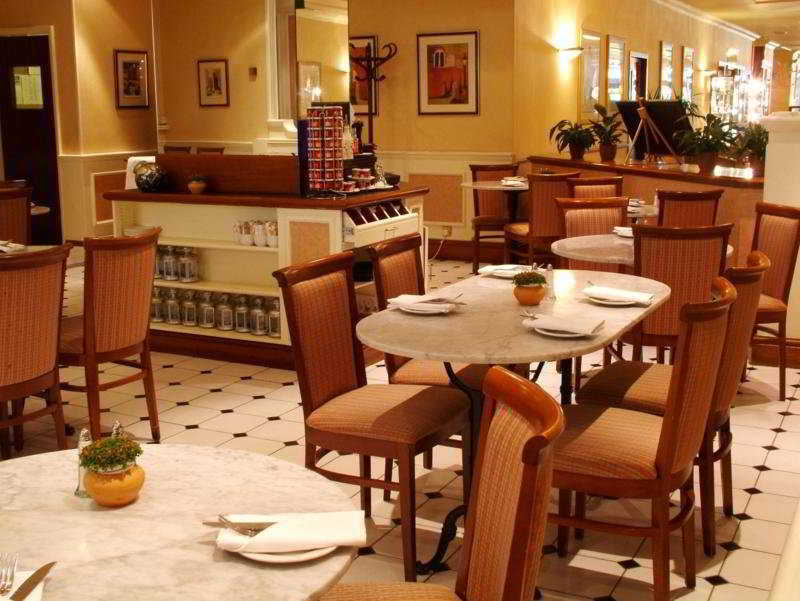 Mercure London Gatwick Airport Horley Bagian luar foto